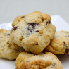 Cookie à la noix de coco râpée et aux pépites de chocolat noir