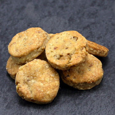Biscuit salé au roquefort et aux noix